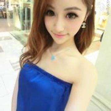 皮卡暴风雪夜停车